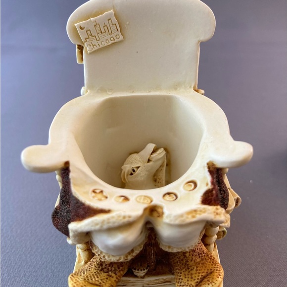 Harmony Kingdom Jingle Bell Rock Santa - Picture 6 of 14